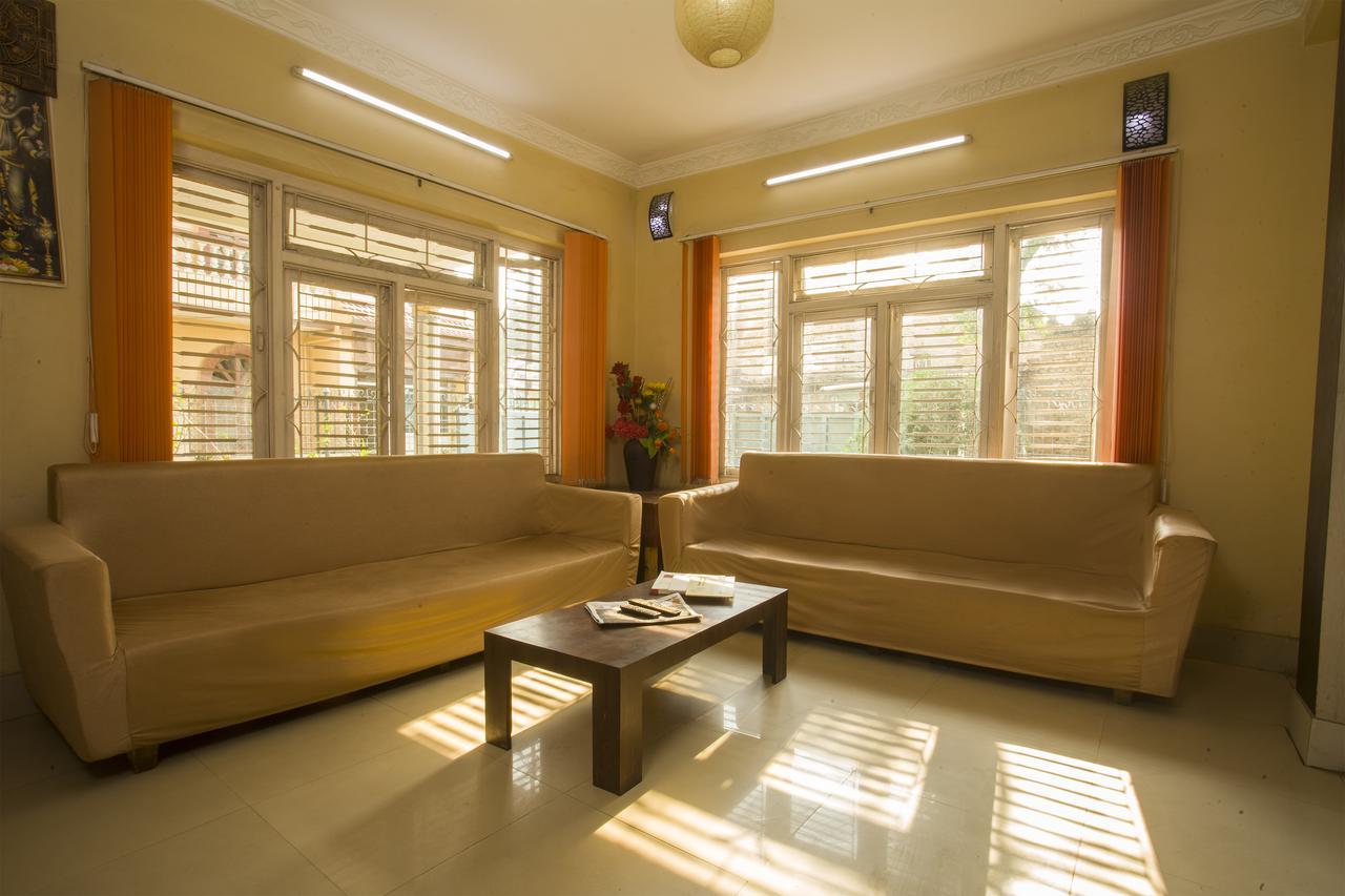 Oyo 145 Sirahali Khusbu Hotel &Lodge กาฐมาณฑุ ภายนอก รูปภาพ