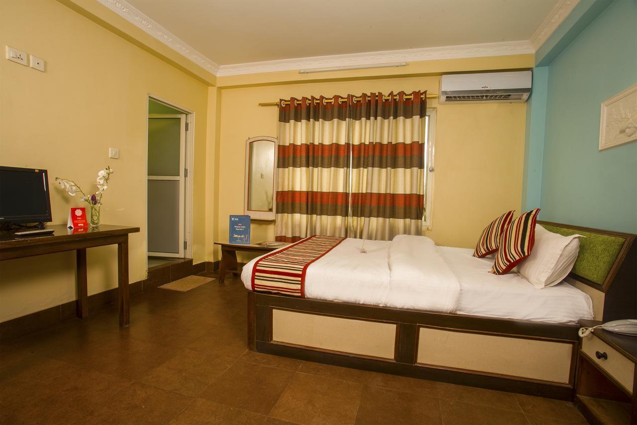 Oyo 145 Sirahali Khusbu Hotel &Lodge กาฐมาณฑุ ภายนอก รูปภาพ