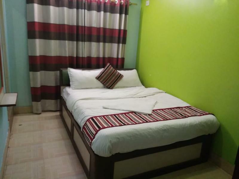Oyo 145 Sirahali Khusbu Hotel &Lodge กาฐมาณฑุ ภายนอก รูปภาพ