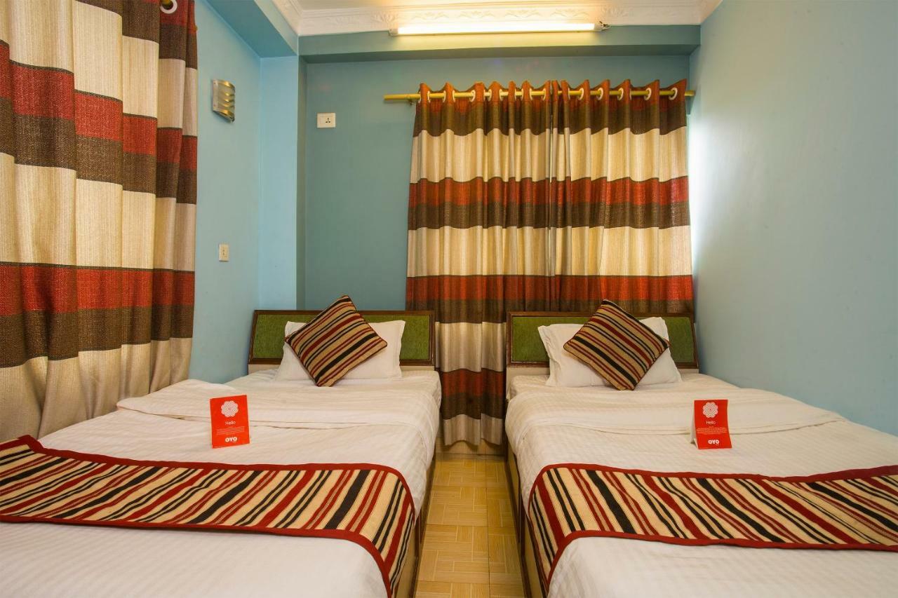 Oyo 145 Sirahali Khusbu Hotel &Lodge กาฐมาณฑุ ภายนอก รูปภาพ